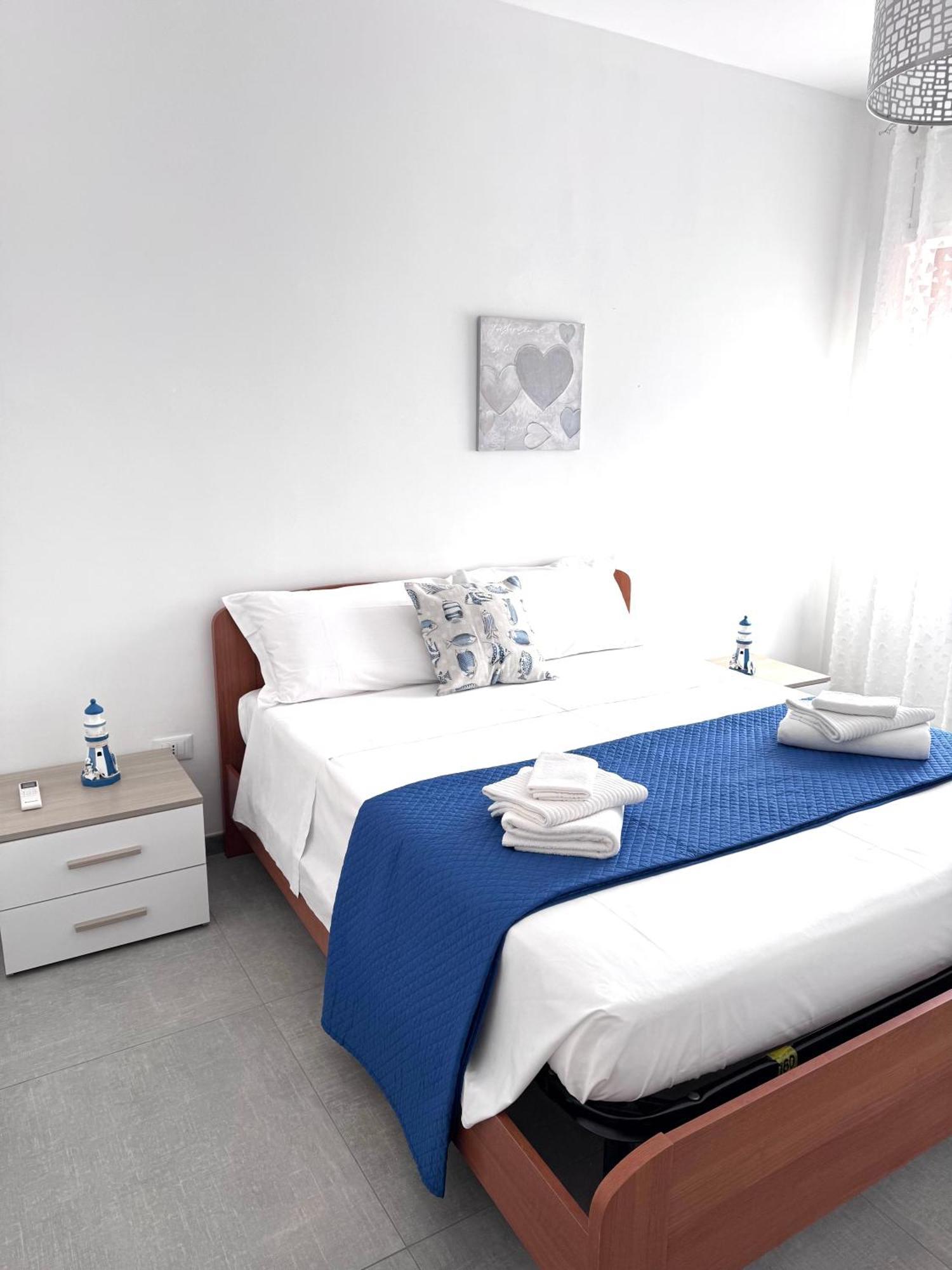 Orizzonte Mare House Apartment โทริโนดิซานโกร ภายนอก รูปภาพ