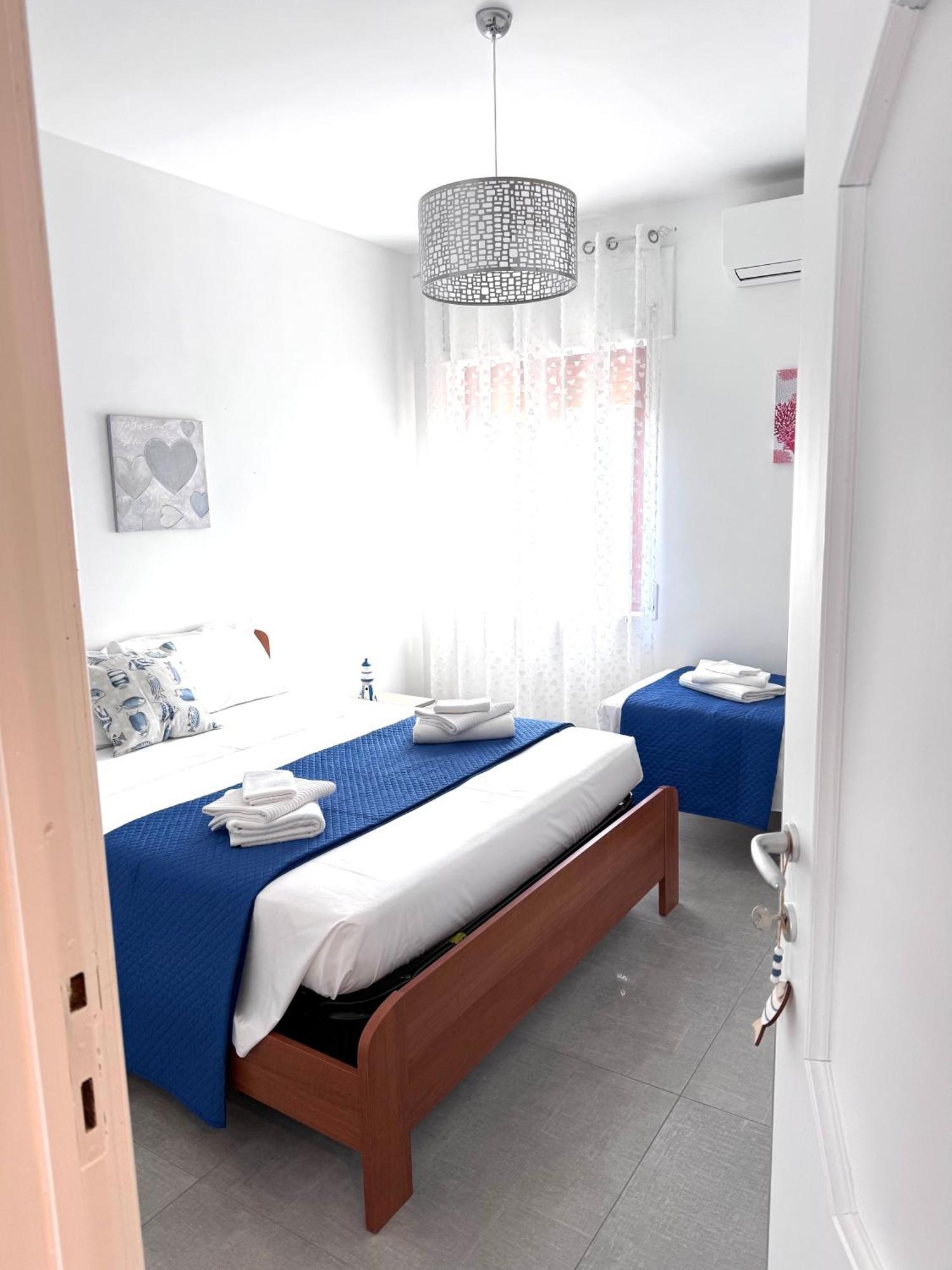 Orizzonte Mare House Apartment โทริโนดิซานโกร ภายนอก รูปภาพ